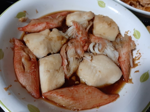 味付けはレンジで！白身魚とカニカマの煮魚風